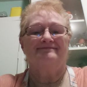 Meet your Posher, Deborah